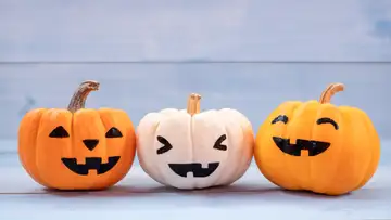Liana Tan - Halloween