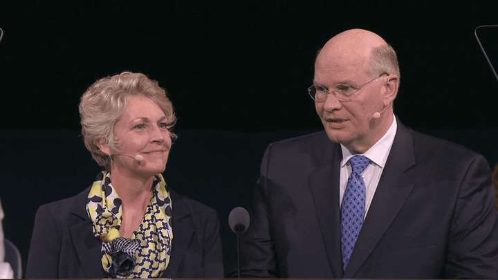 Elder Dale and Ruth Renlund