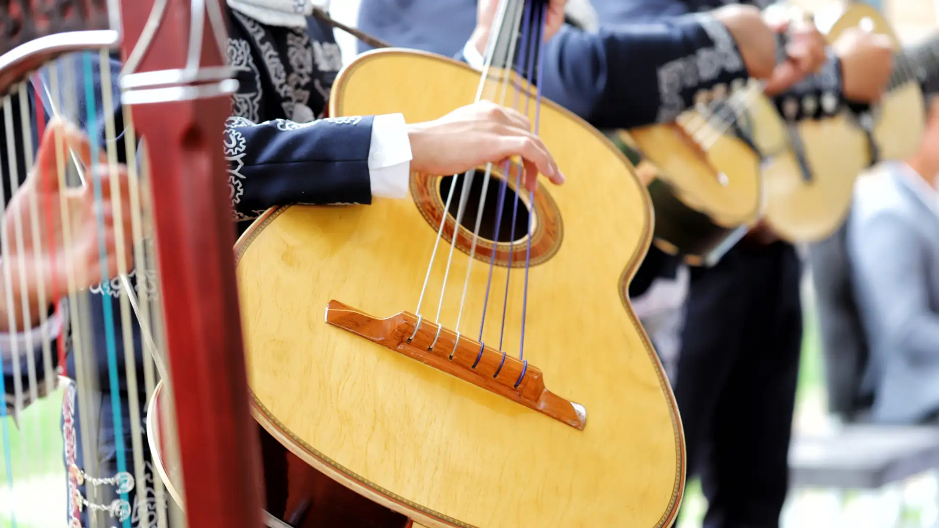 Valentina Ortiz: Music and Stories of Mexico