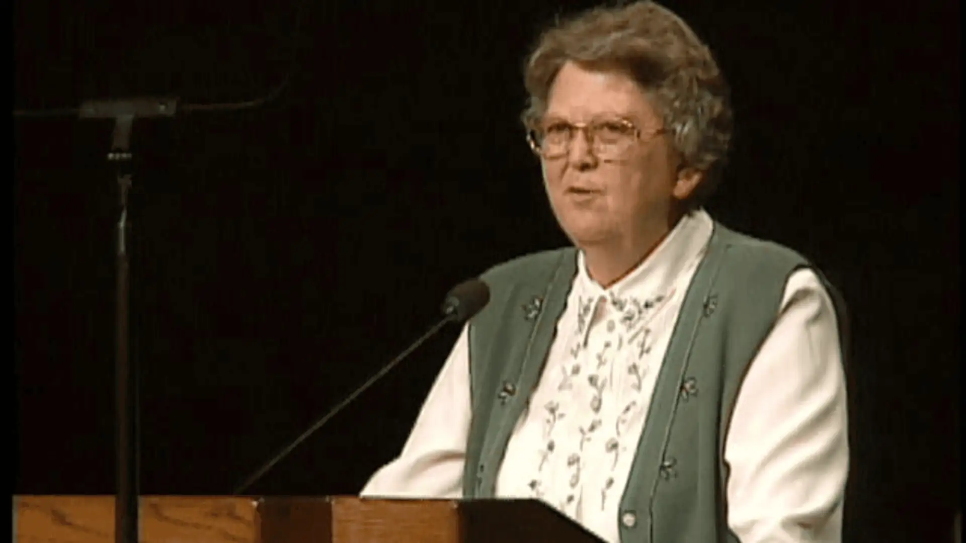 Elaine Michaelis | Anxiously Engaged