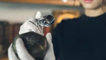 Revealing Art Forgeries