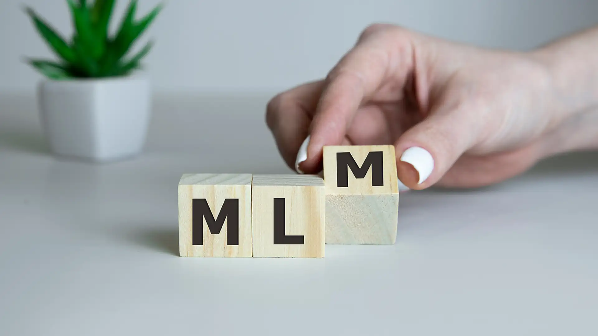 MLMs, Cultural Differences in Relationships, Clicking with Strangers, Mental Health at Work, Weekend Review