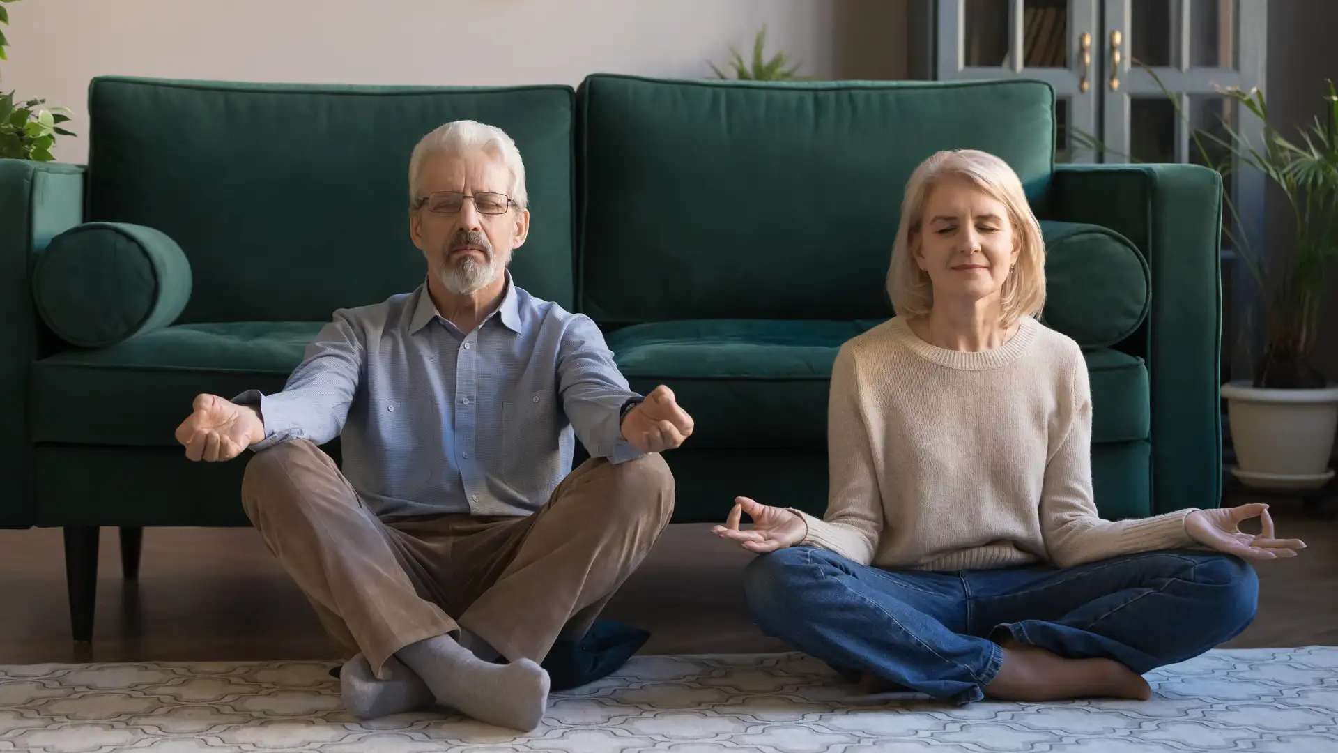 HOW TO LIVE THE SECOND HALF OF LIFE MENTALLY