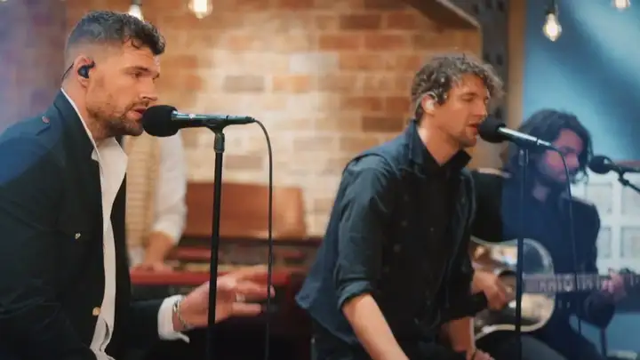 for KING & COUNTRY / Koryn Hawthorne