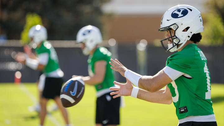 QB Clues, AP Snubs & Top 5 Camp Plays