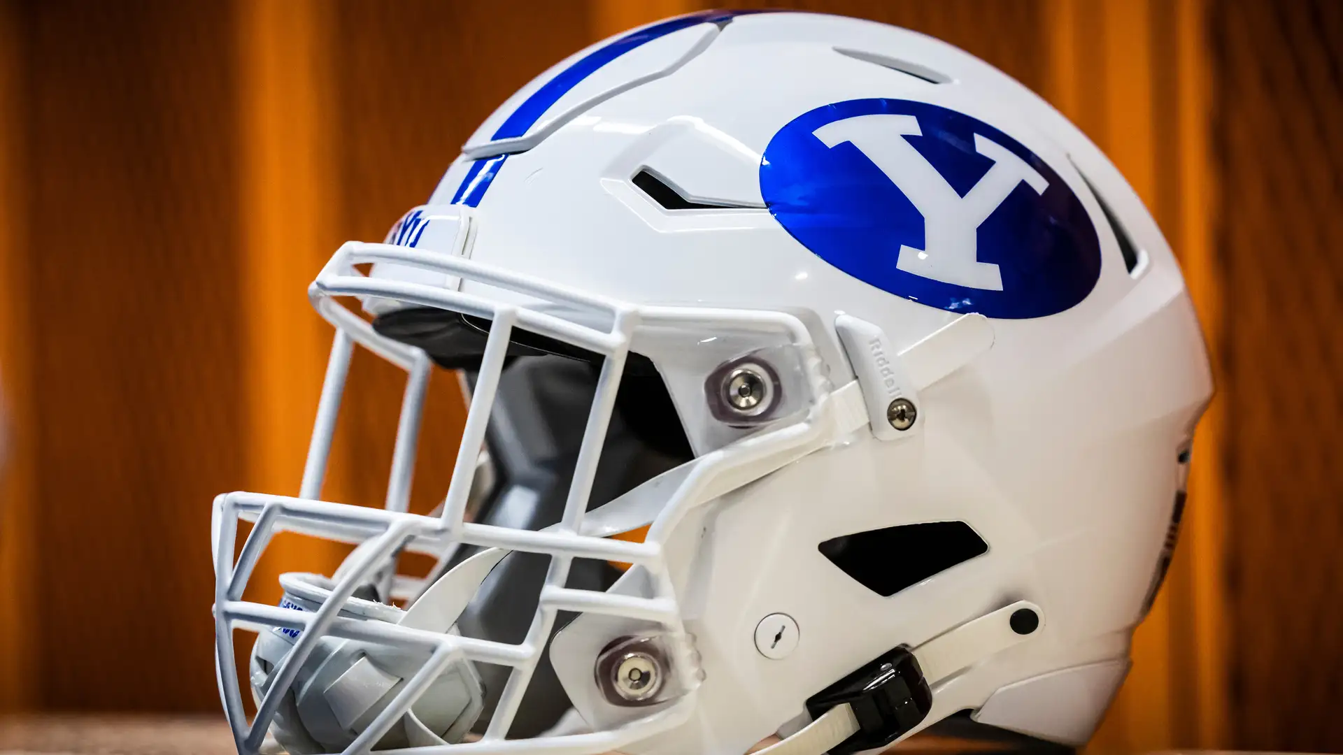 DL Alden Tofa, Media Availability on Nov. 15