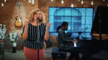 Aaliyah Rose, "I Know My Redeemer Lives"