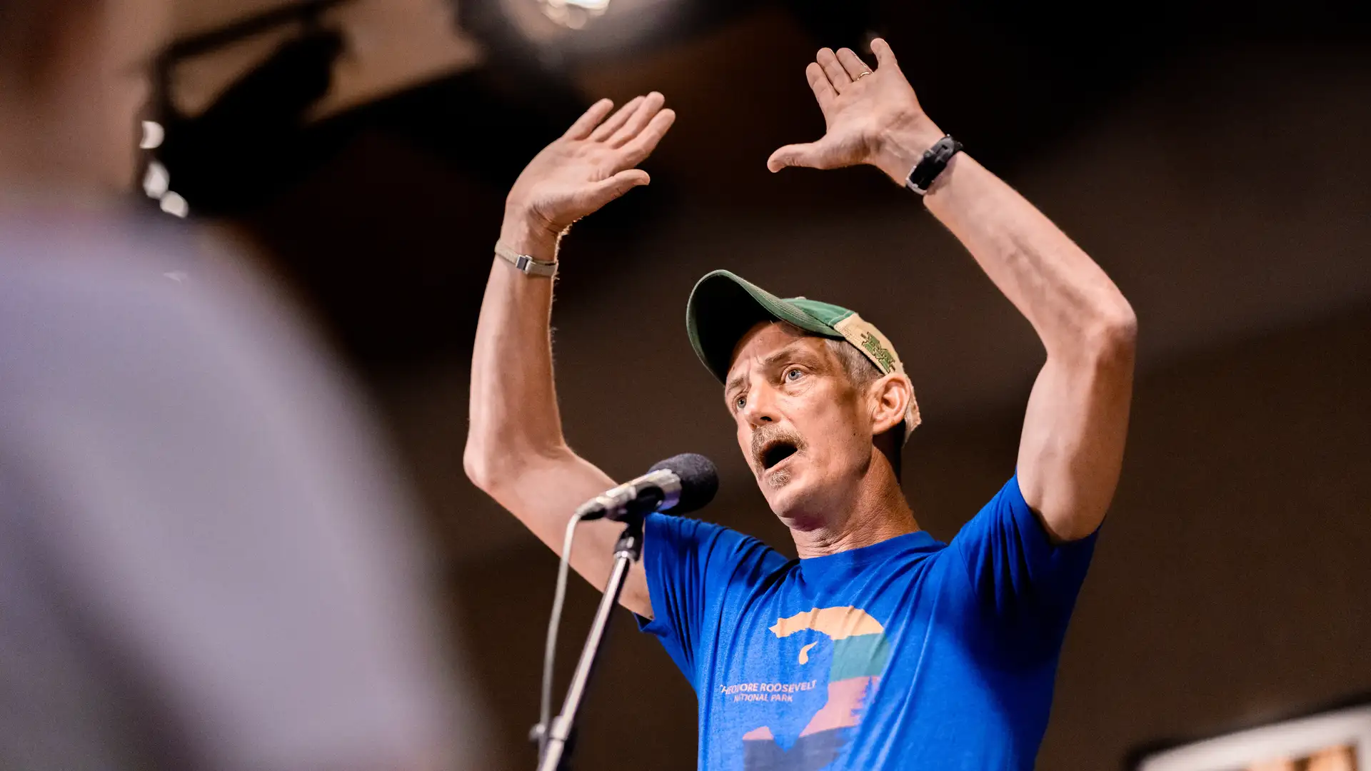 Showdown with a Giant - Stories by Bil Lepp and Simon Brooks