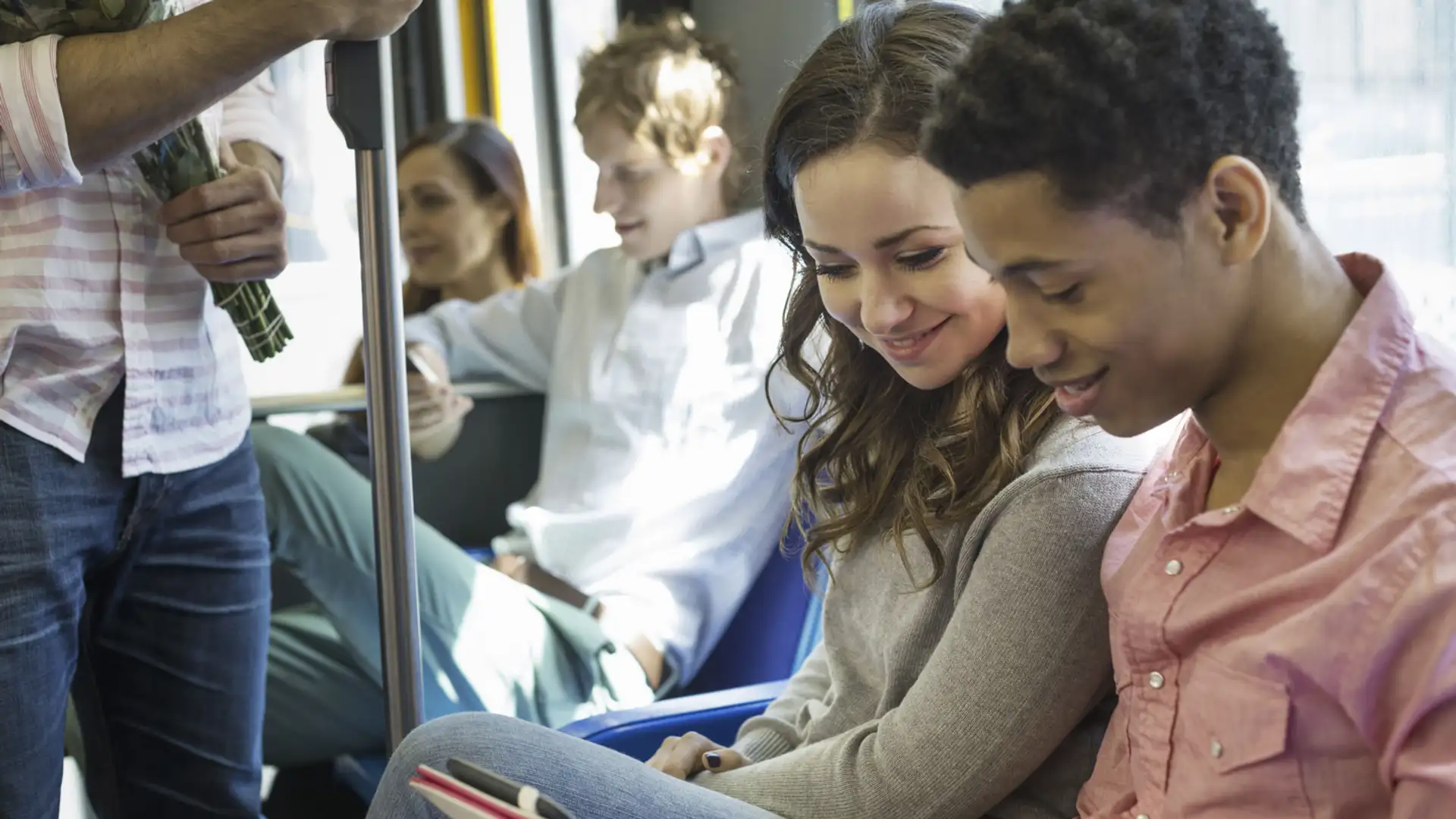 New Dating Trend: Honesty Bombing