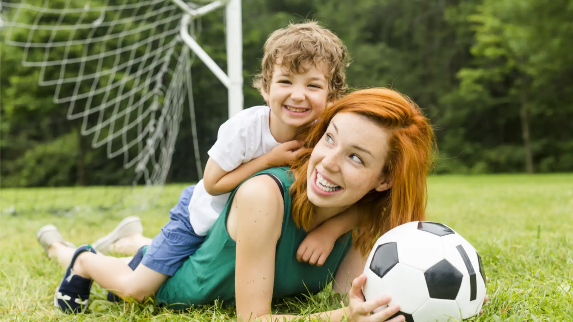 Ep. 28: "Motivating Young Athletes: How to be the Right Kind of Soccer Parent" with Justin Su’a