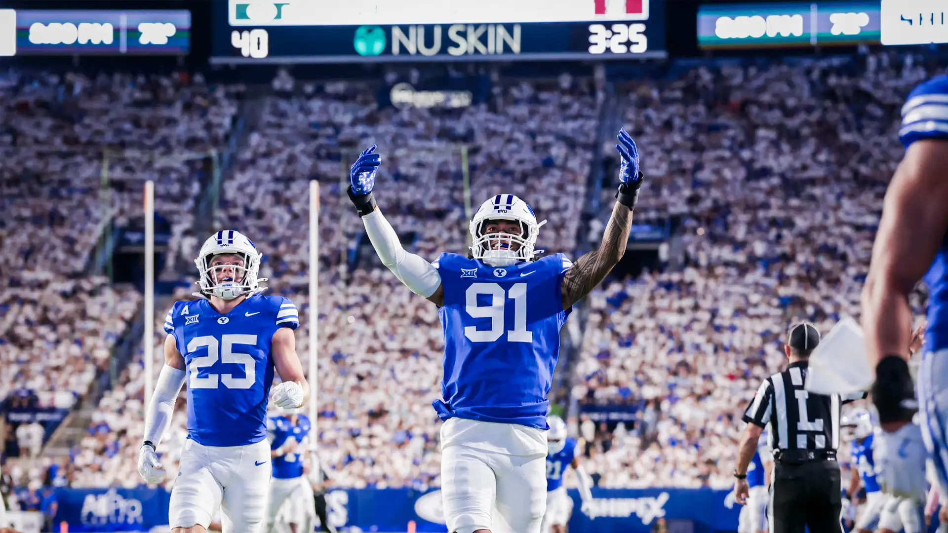 Cougar Stars Take the Mic: Moa, Wall & Gibb