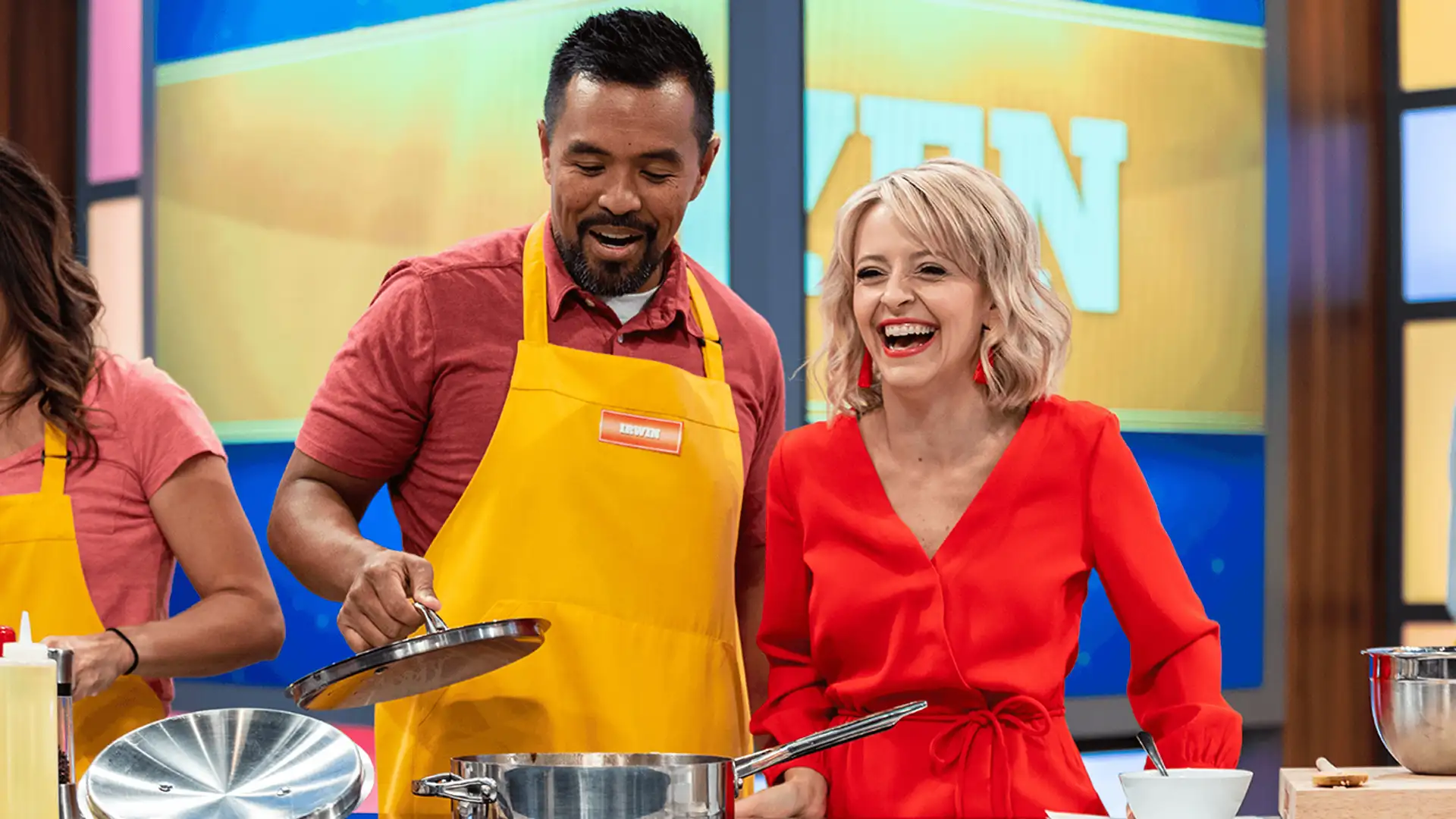 Lee Family vs. Yen Family