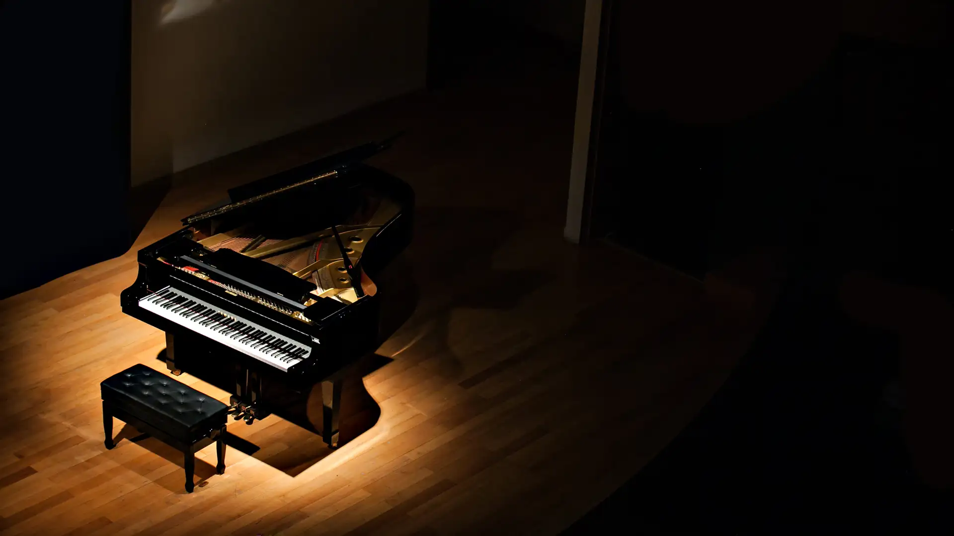 Antonio d'Abramo, Clara Hurtado Lee, Isaac Hurtado