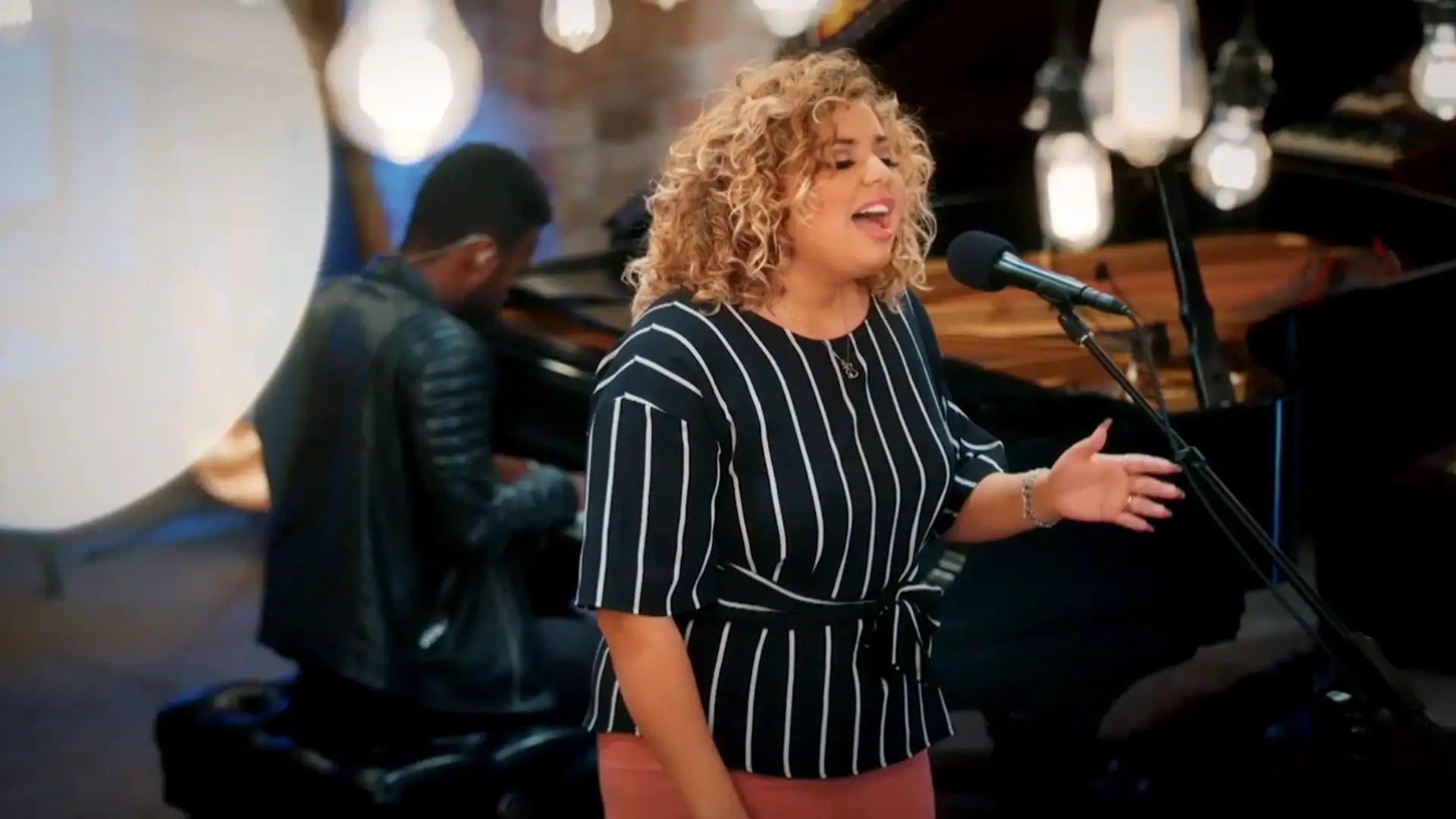 Aaliyah Rose, "Amazing Grace"