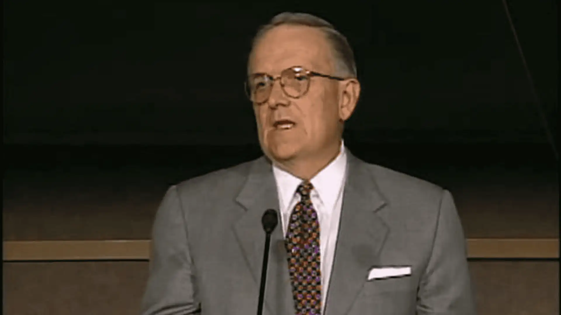 Robert H. Daines (6-20-00)