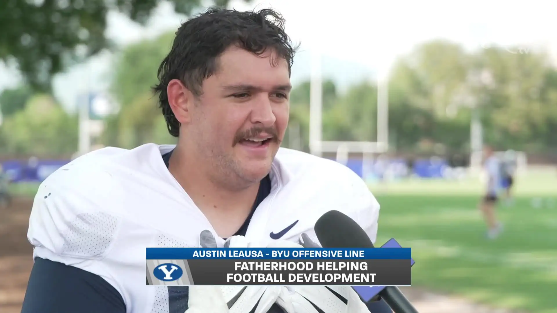 Austin Leausa's Outlook on Fatherhood, Football and Teammates