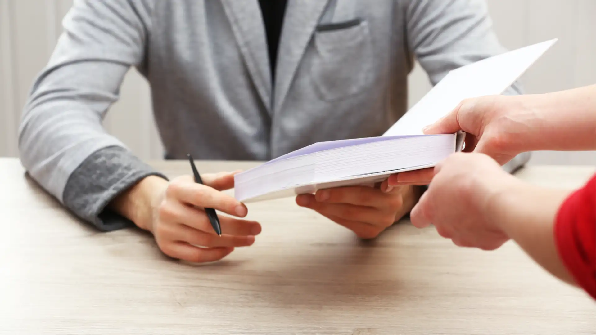 Authors and Fans, Texting Books