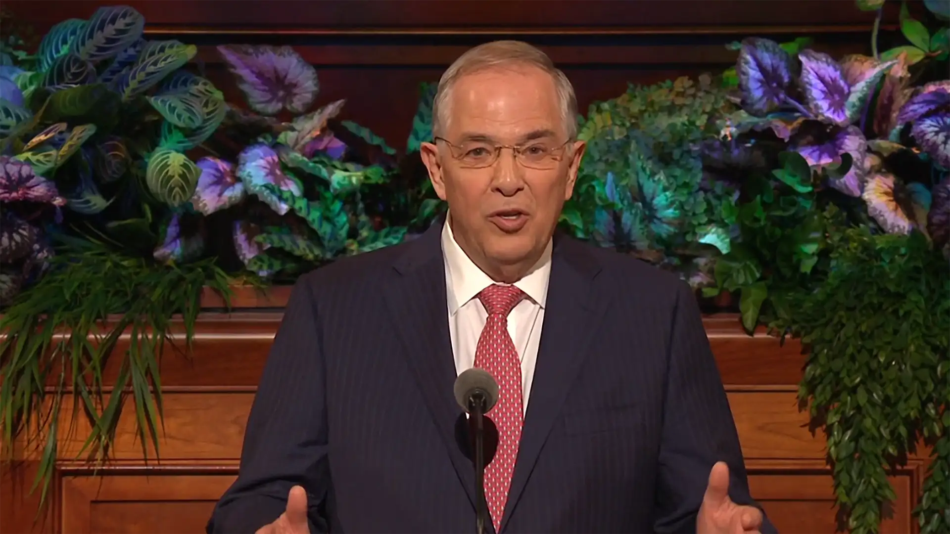 Elder Neil L. Andersen | Following Jesus: Being a Peacemaker