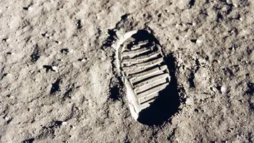 The Final Moon Landings