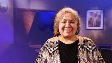 S3 E10: Mother's and Auntie's - Mother's Day Stories by Kevin Kling and Lyn Ford