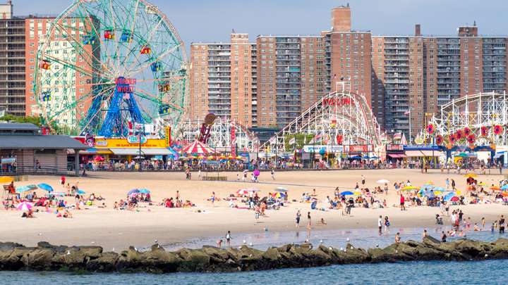 Fake Doctor Saves Thousands of Lives on Coney Island