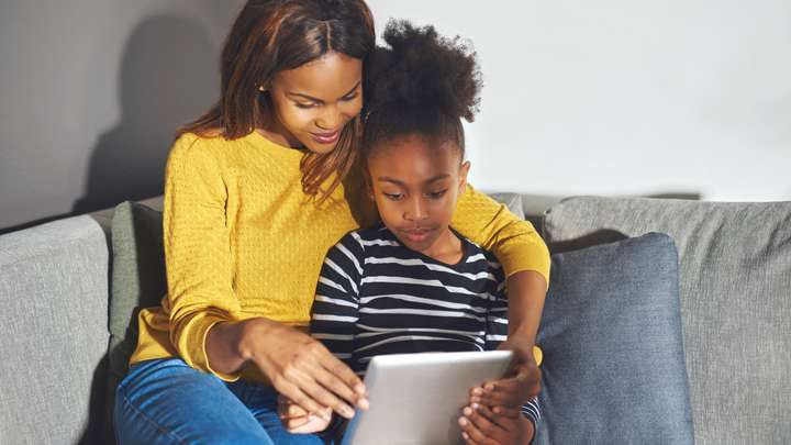 Is Social Media your Parenting Friend or your Parenting Enemy