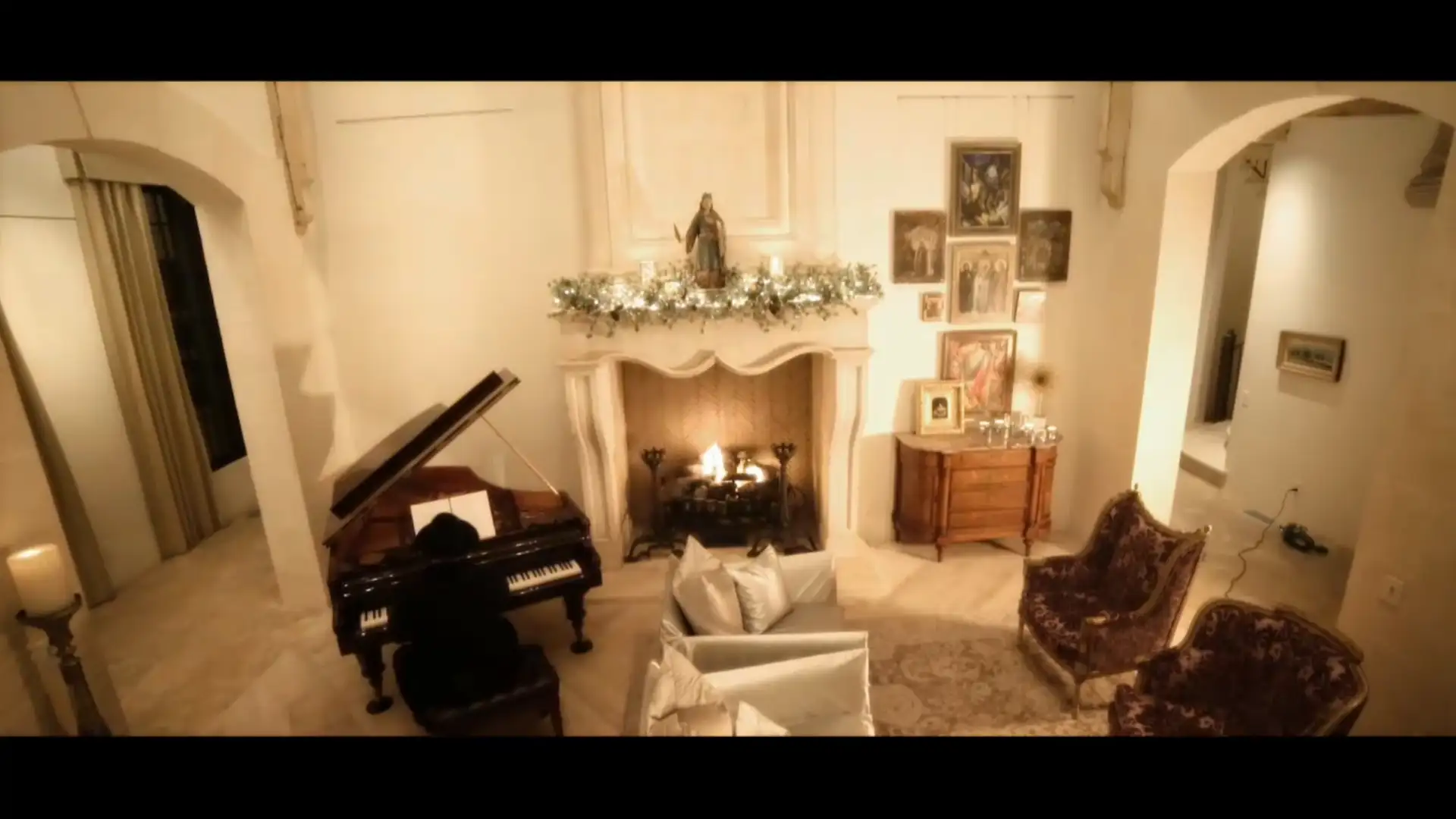 12 Bands of Christmas