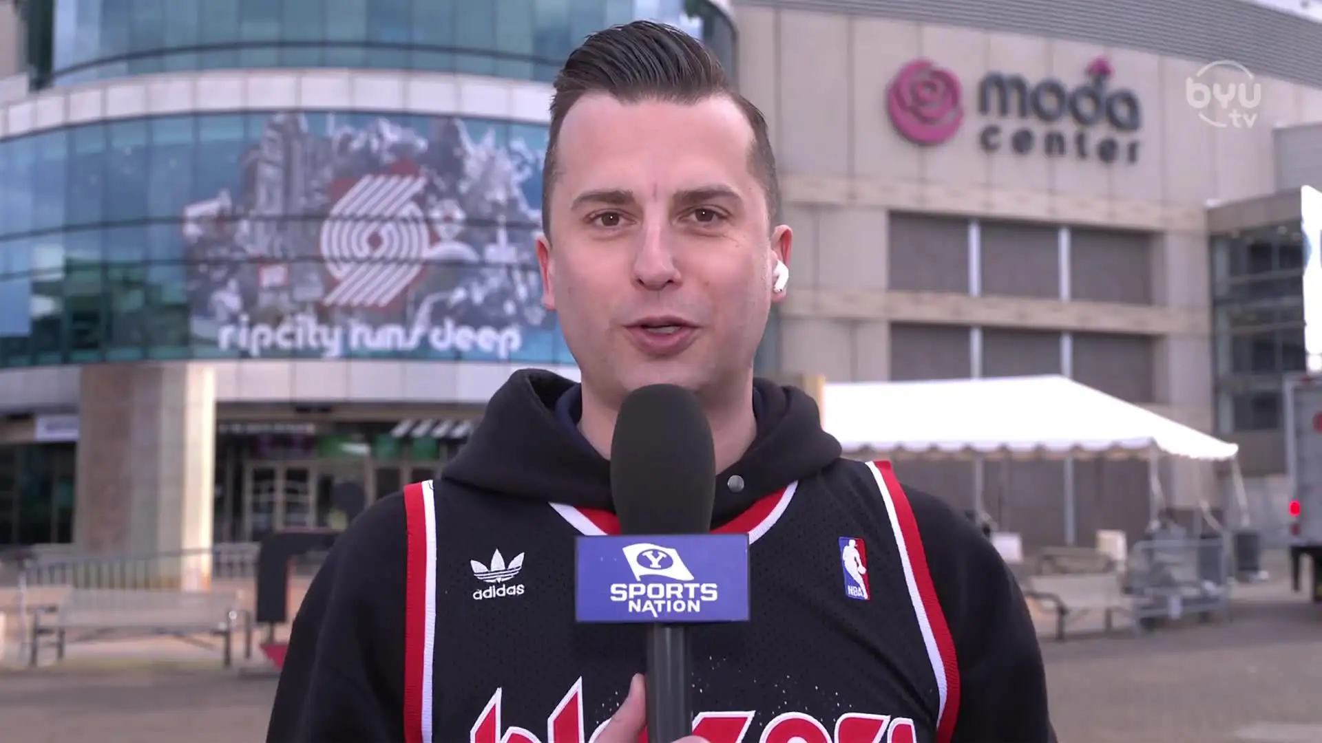 Live From the Moda Center