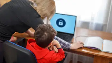 Removing Personal Information from the Internet