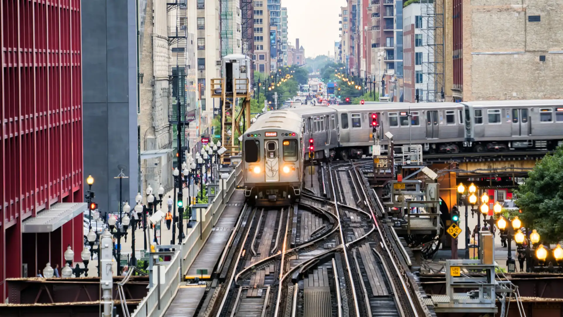Chicago’s “L” Tracks
