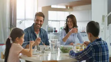 Parental Mental Health Improved by Family Meals