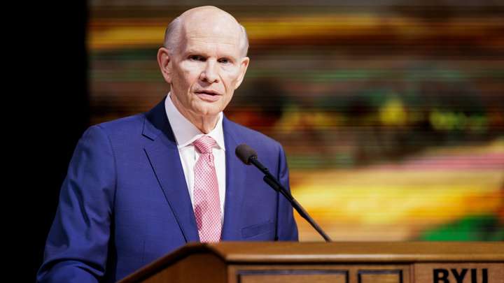 Elder Dale G. Renlund | Stronger and Closer Connection to God through Multiple Covenants