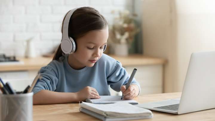 “Thrivers:” How to Help Your Kids Thrive and Be Resilient