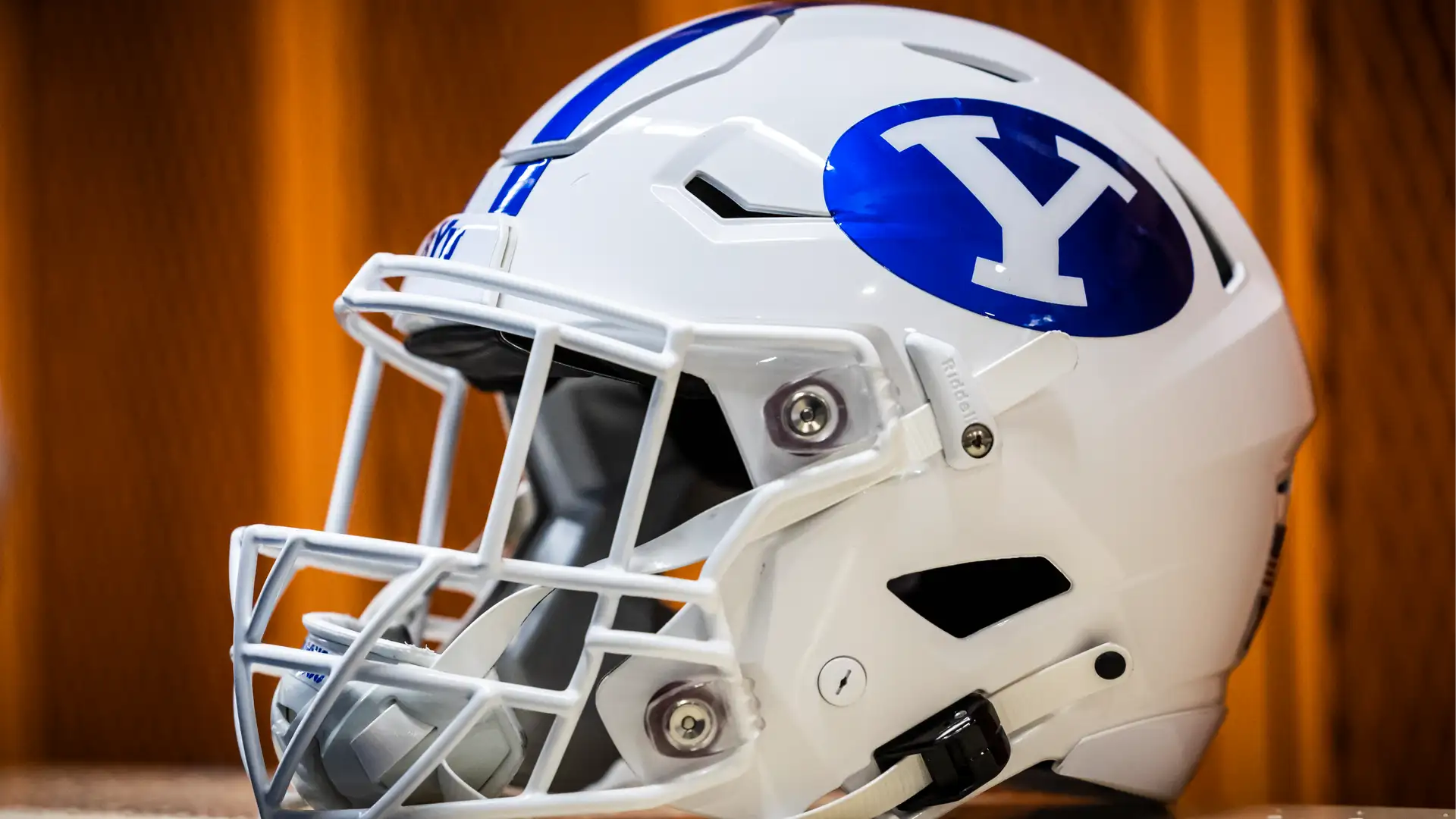 DL Earl Tuioti-Mariner, Media Availability on Nov. 14