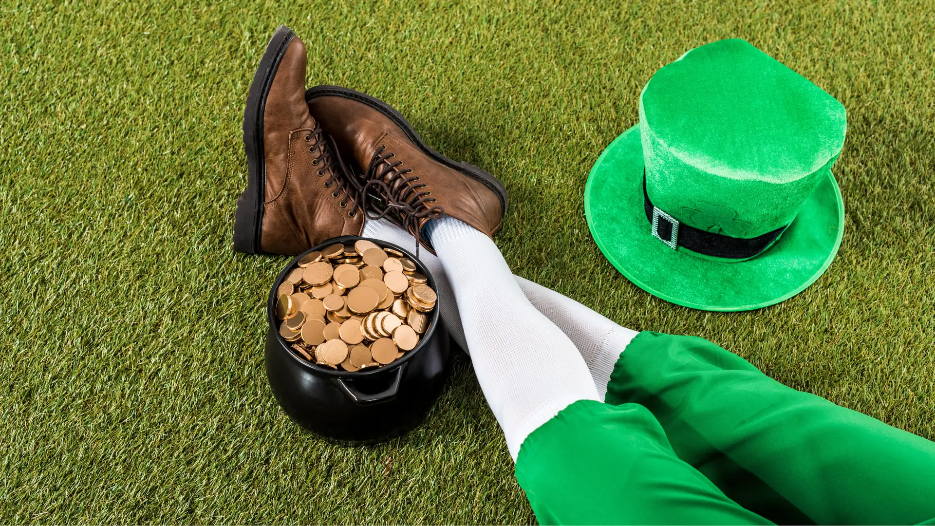 Antonio Sacre, Leprecano