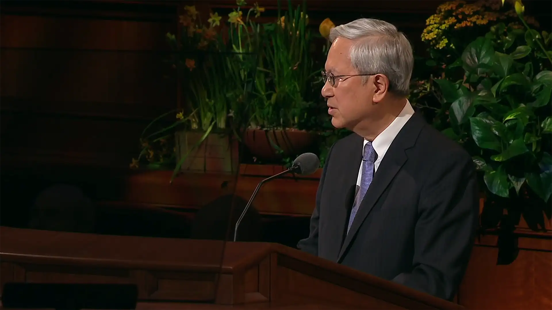 Elder Gerrit W. Gong | Ministering