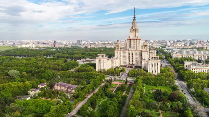 Building Moscow’s “Seven Sisters” Changed the City Forever