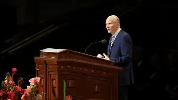 Dale G. Renlund | Taking on the Name of Jesus Christ