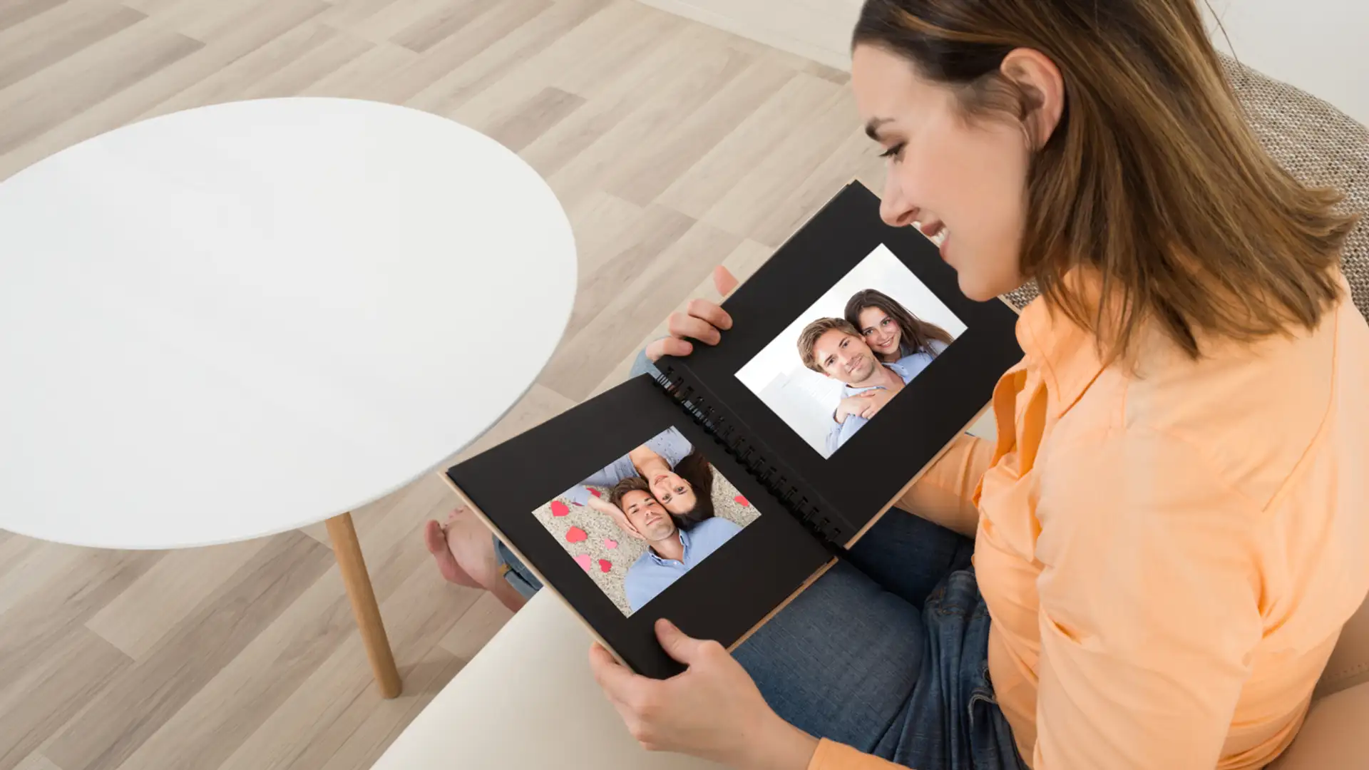 Body Language and Organizing Photos