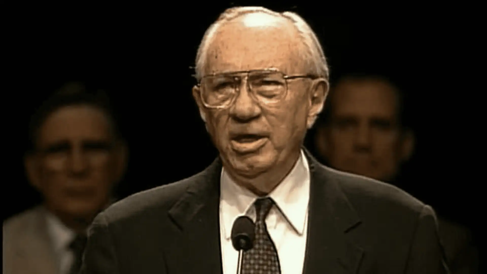 President Gordon B. Hinckley | Trust and Accountability