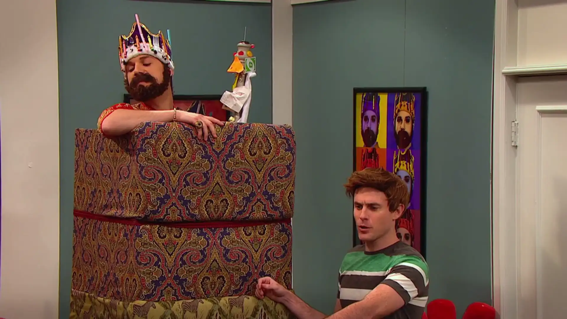 Couchville: Return of the King (and Queen)