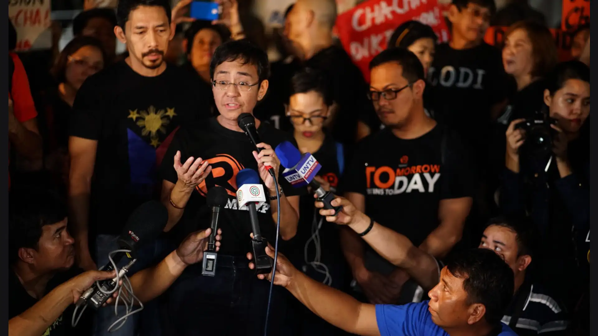 Facebook, Free Press and a Journalist in the Philippines Fighting to #HoldtheLine