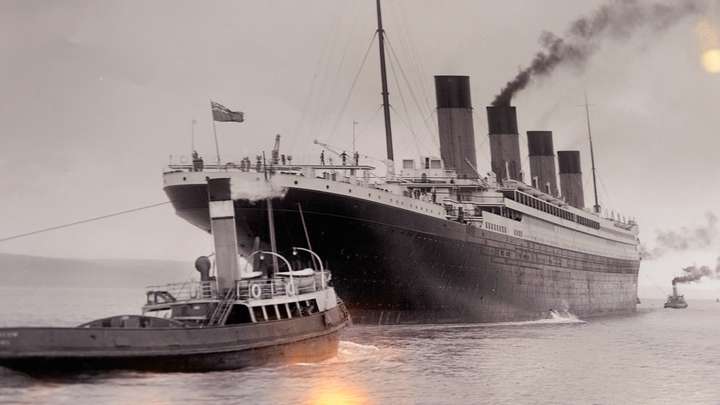 Wireless Operators Save the Titanic