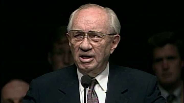 Gordon B. Hinckley | Out of Your Experience Here